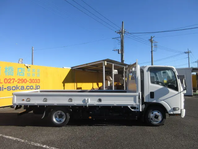 いすゞ エルフ BKG-NPR85AN(2WD)の写真6