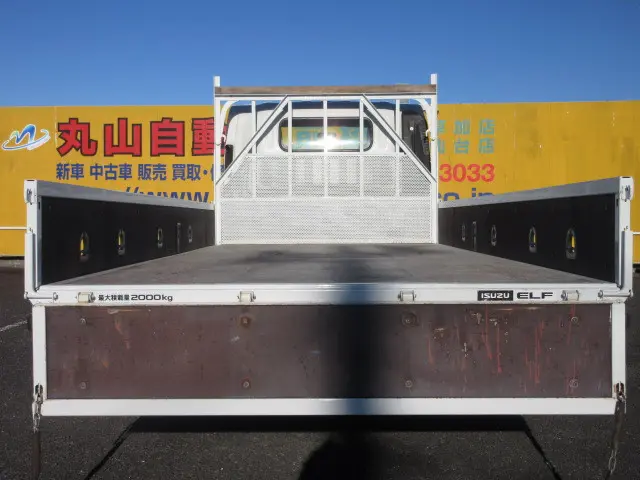 いすゞ エルフ BKG-NPR85AN(2WD)の写真8