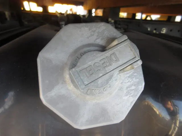 いすゞ エルフ BKG-NPR85AN(2WD)の写真38