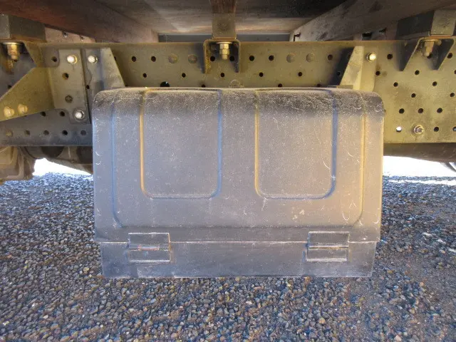 いすゞ エルフ BKG-NPR85AN(2WD)の写真41