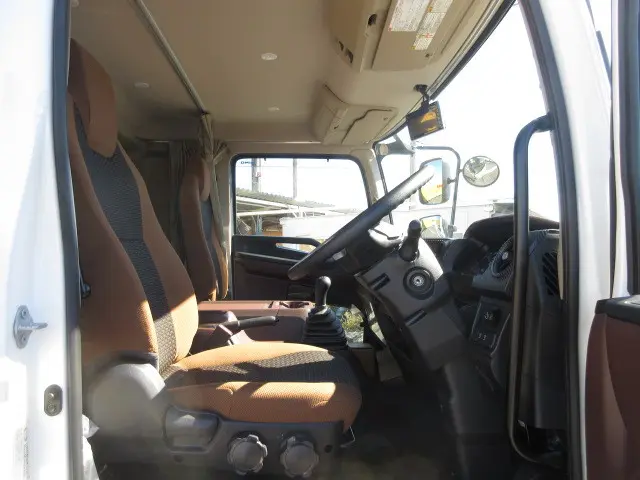 日野 レンジャー 2PG-FD2ABG(2WD)の写真14