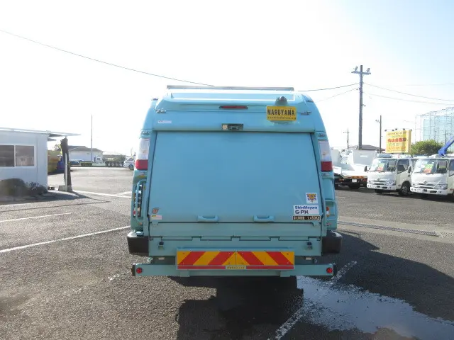 三菱 ファイター 2KG-FK72F(2WD)の写真7