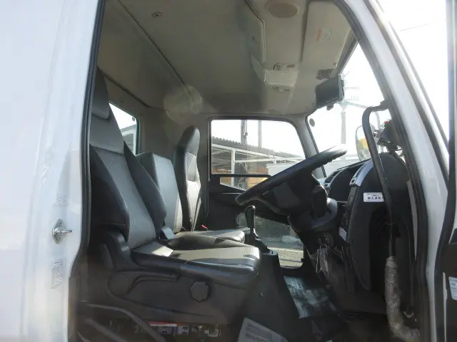 三菱 ファイター 2KG-FK72F(2WD)の写真11