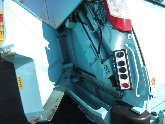 三菱 ファイター 2KG-FK72F(2WD)の写真46