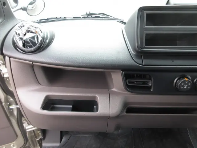 三菱 キャンター 2RG-FBA20(2WD)の写真22