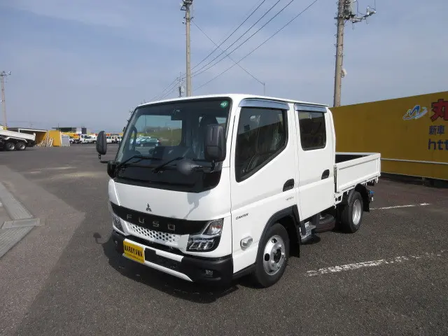 三菱 キャンター 2RG-FBA20(2WD)の写真1