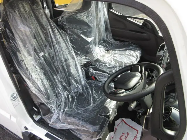 三菱 キャンター 2RG-FBA20(2WD)の写真14
