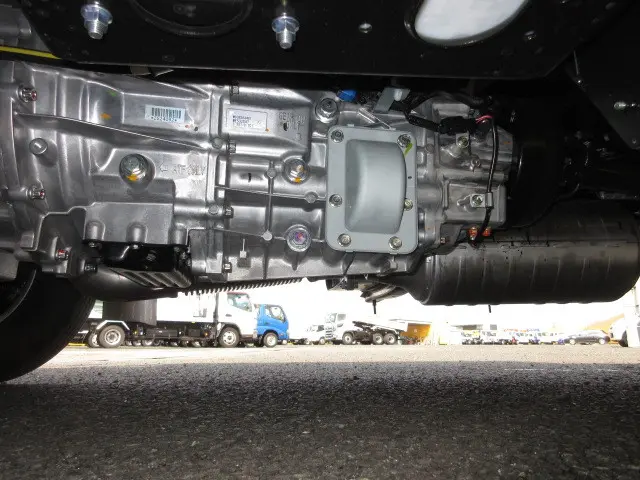 三菱 キャンター 2RG-FBA20(2WD)の写真37