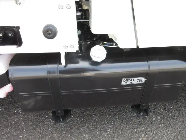 三菱 キャンター 2RG-FBA20(2WD)の写真43