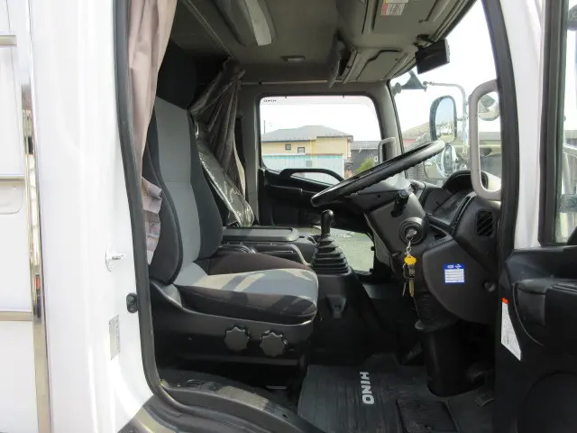 日野 レンジャー TKG-FD7JLAG(2WD)の写真13