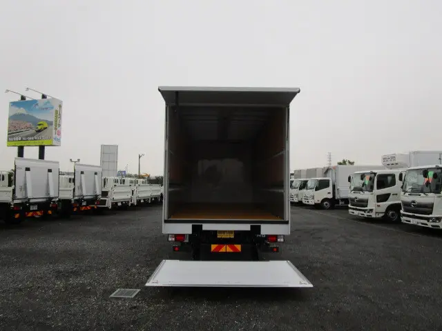 日野 レンジャー 2KG-FD2ABG(2WD)の写真12