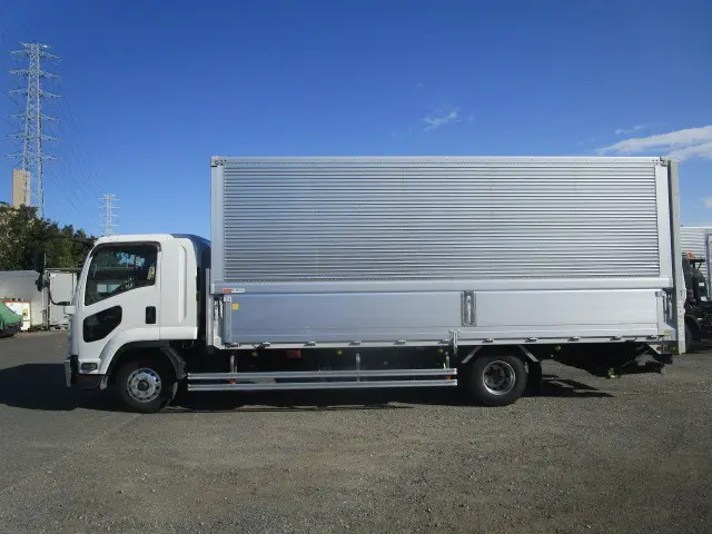 いすゞ フォワード 2PG-FRR90T2(2WD)の写真2