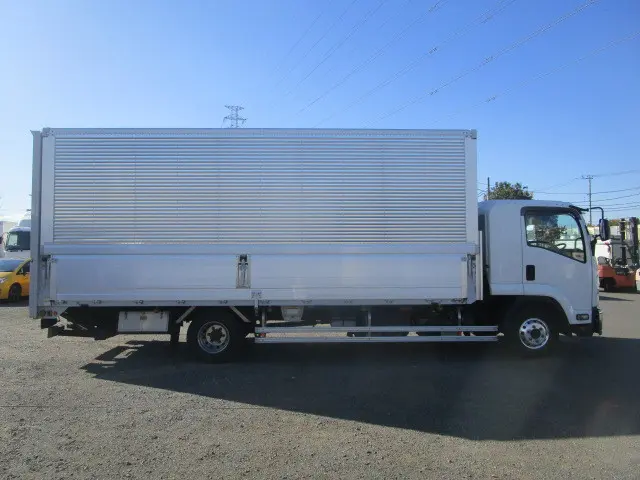 いすゞ フォワード 2PG-FRR90T2(2WD)の写真3