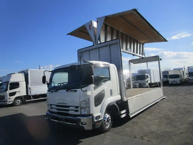 いすゞ フォワード 2PG-FRR90T2(2WD)の写真8