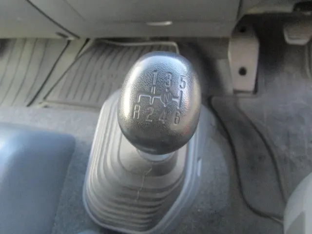いすゞ フォワード 2PG-FRR90T2(2WD)の写真20