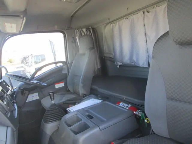 いすゞ フォワード 2PG-FRR90T2(2WD)の写真24