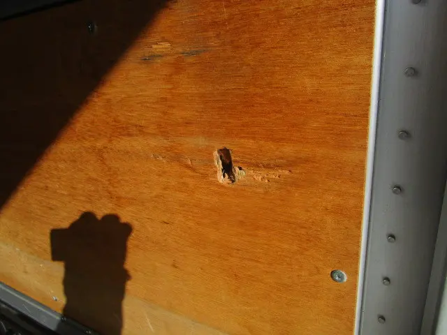 いすゞ フォワード 2PG-FRR90T2(2WD)の写真35