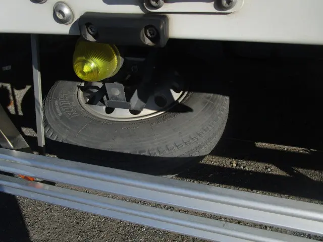 いすゞ フォワード 2PG-FRR90T2(2WD)の写真40