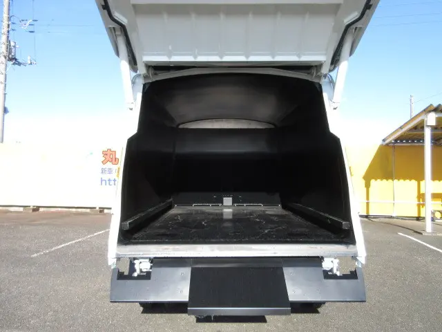 日野 レンジャー 2PG-FD2ABA(2WD)の写真16