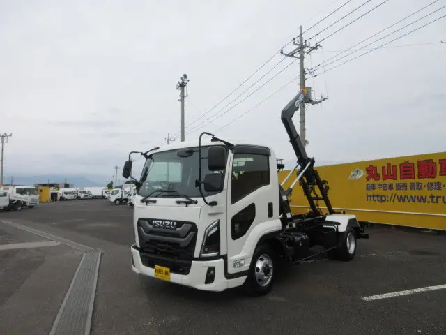 いすゞ フォワード 2RG-FRR90S4(2WD)の写真8