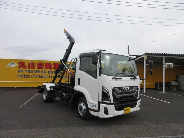 いすゞ フォワード 2RG-FRR90S4(2WD)の写真9