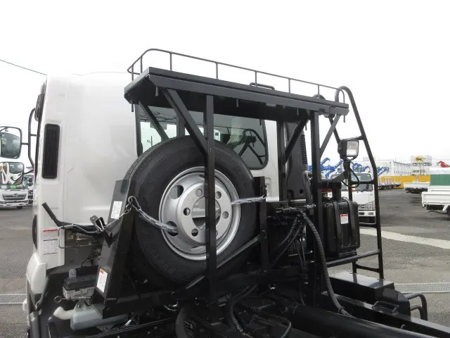 いすゞ フォワード 2RG-FRR90S4(2WD)の写真19