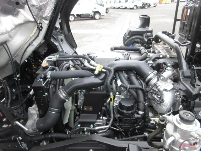 いすゞ フォワード 2RG-FRR90S4(2WD)の写真32