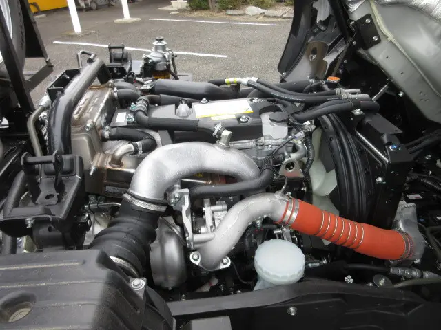 いすゞ フォワード 2RG-FRR90S4(2WD)の写真34