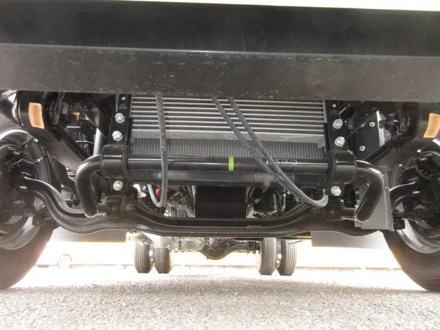 いすゞ フォワード 2RG-FRR90S4(2WD)の写真35