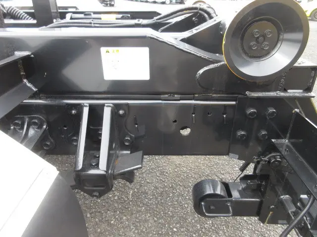 いすゞ フォワード 2RG-FRR90S4(2WD)の写真39