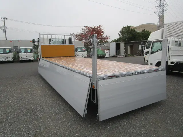 日野 レンジャー 2KG-FE2ACG(2WD)の写真9