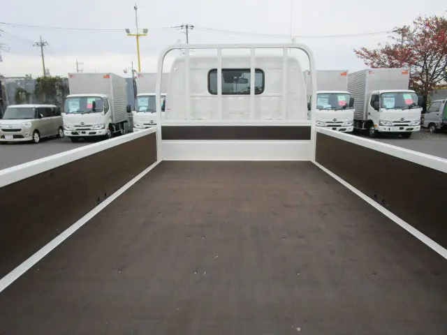 日野 デュトロ 2WG-XZU646M(2WD)の写真8