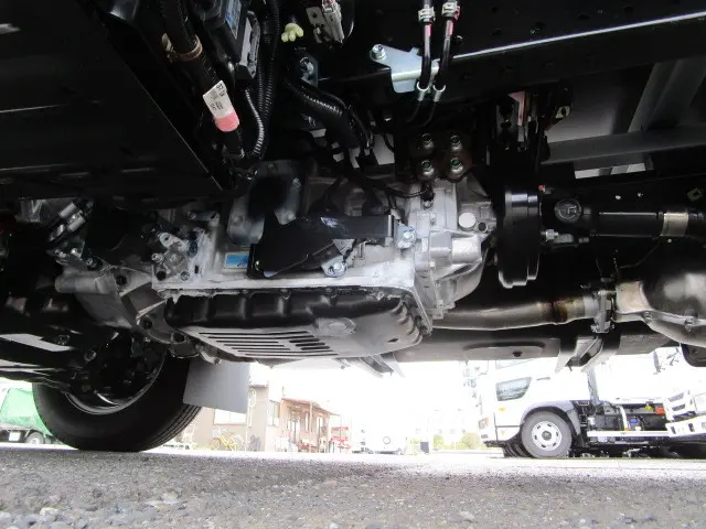 日野 デュトロ 2WG-XZU646M(2WD)の写真33