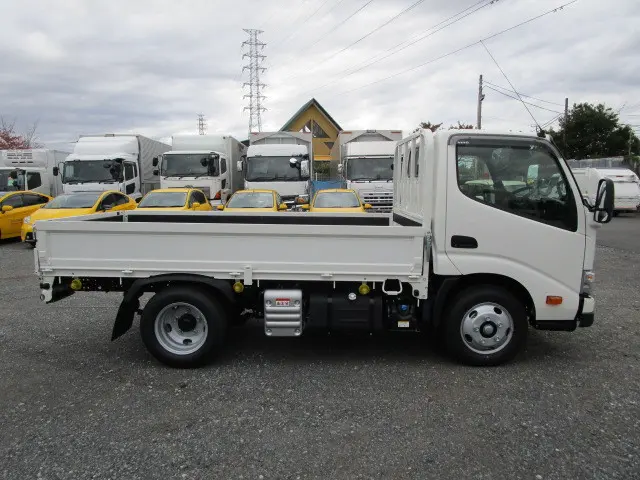 日野 デュトロ 2WG-XZU606M(2WD)の写真6