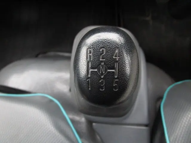 いすゞ エルフ TKG-NLR85AN(2WD)の写真19