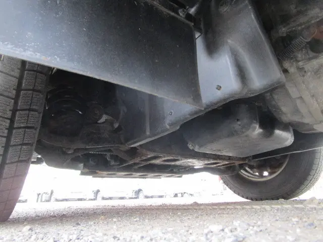 いすゞ エルフ TKG-NLR85AN(2WD)の写真26