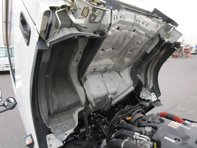 いすゞ エルフ TKG-NLR85AN(2WD)の写真31