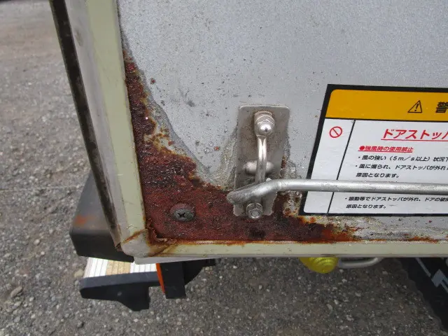 いすゞ エルフ TKG-NLR85AN(2WD)の写真50