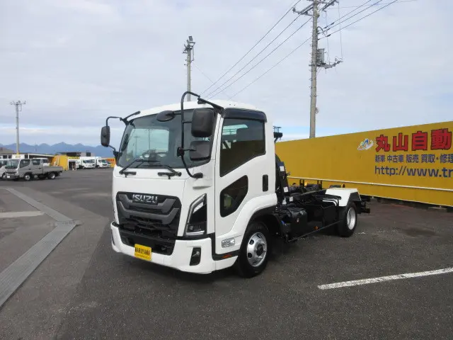 いすゞ フォワード 2RG-FRR90S4(2WD)の写真1