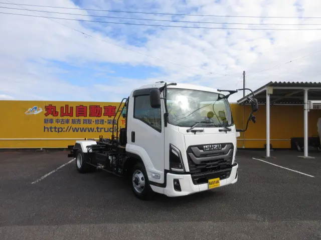 いすゞ フォワード 2RG-FRR90S4(2WD)の写真2