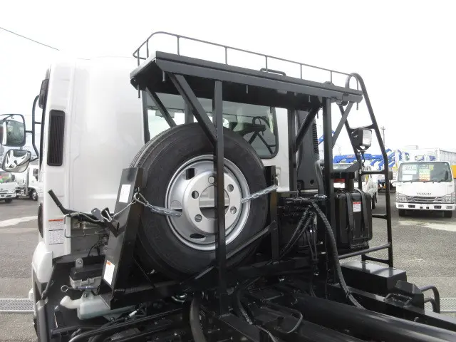 いすゞ フォワード 2RG-FRR90S4(2WD)の写真12