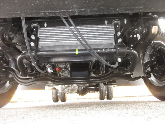 いすゞ フォワード 2RG-FRR90S4(2WD)の写真34