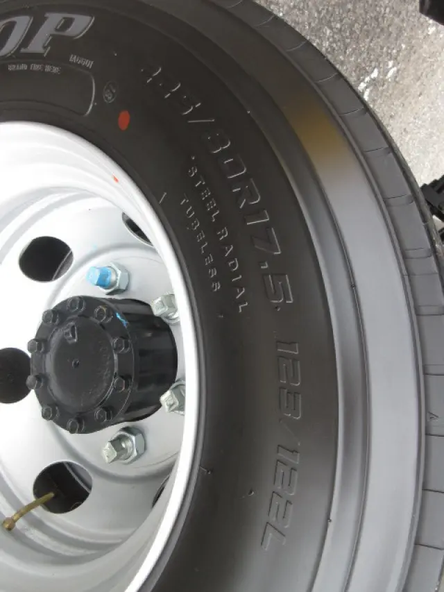 いすゞ フォワード 2RG-FRR90S4(2WD)の写真41