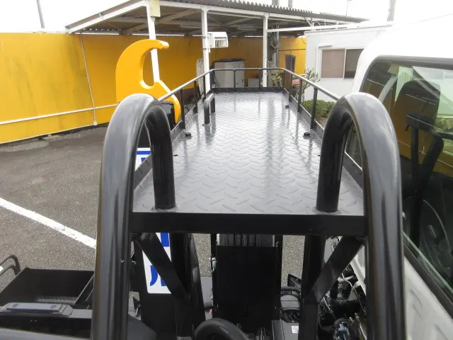 いすゞ フォワード 2RG-FRR90S4(2WD)の写真48