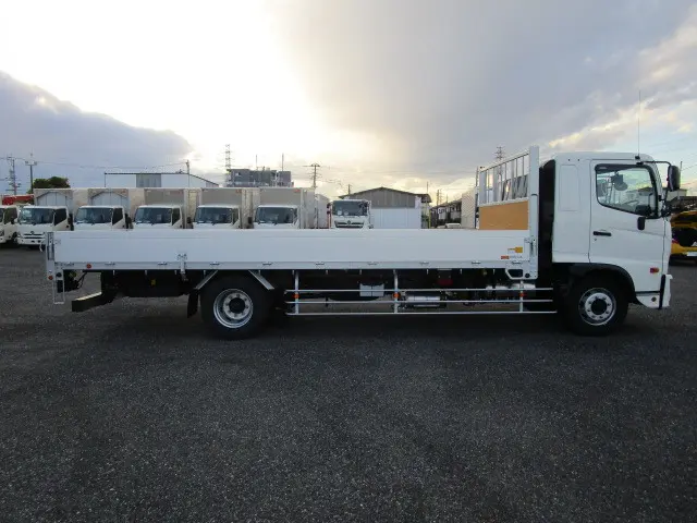 日野 レンジャー 2KG-FE2ACG(2WD)の写真6