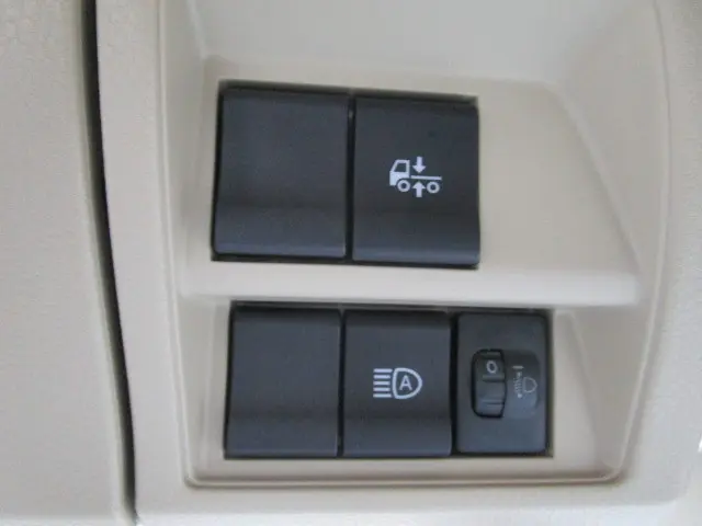 日野 レンジャー 2KG-FE2ACG(2WD)の写真17