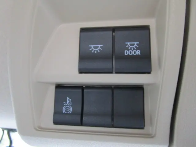 日野 レンジャー 2KG-FE2ACG(2WD)の写真18