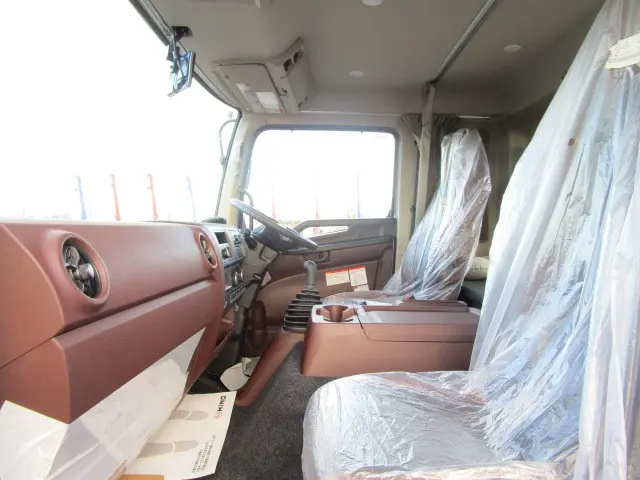 日野 レンジャー 2KG-FE2ACG(2WD)の写真21