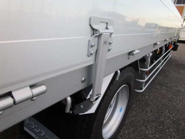 日野 レンジャー 2KG-FE2ACG(2WD)の写真47
