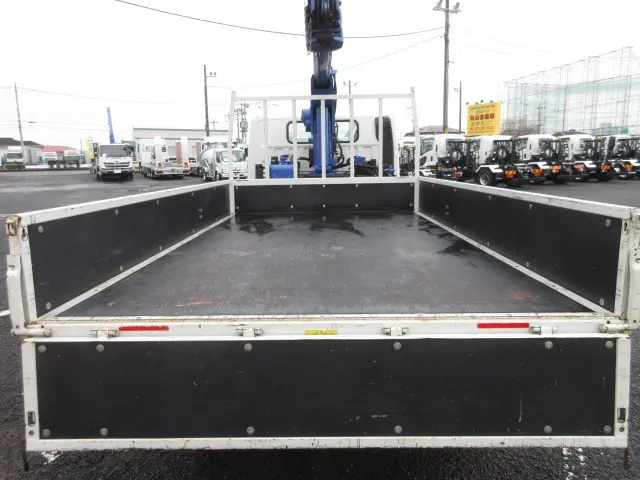 三菱 キャンター 2PG-FEB50(2WD)の写真8